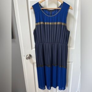 BCBGMaxazria Mara royal blue and navy midi dress Sleeveless size for large